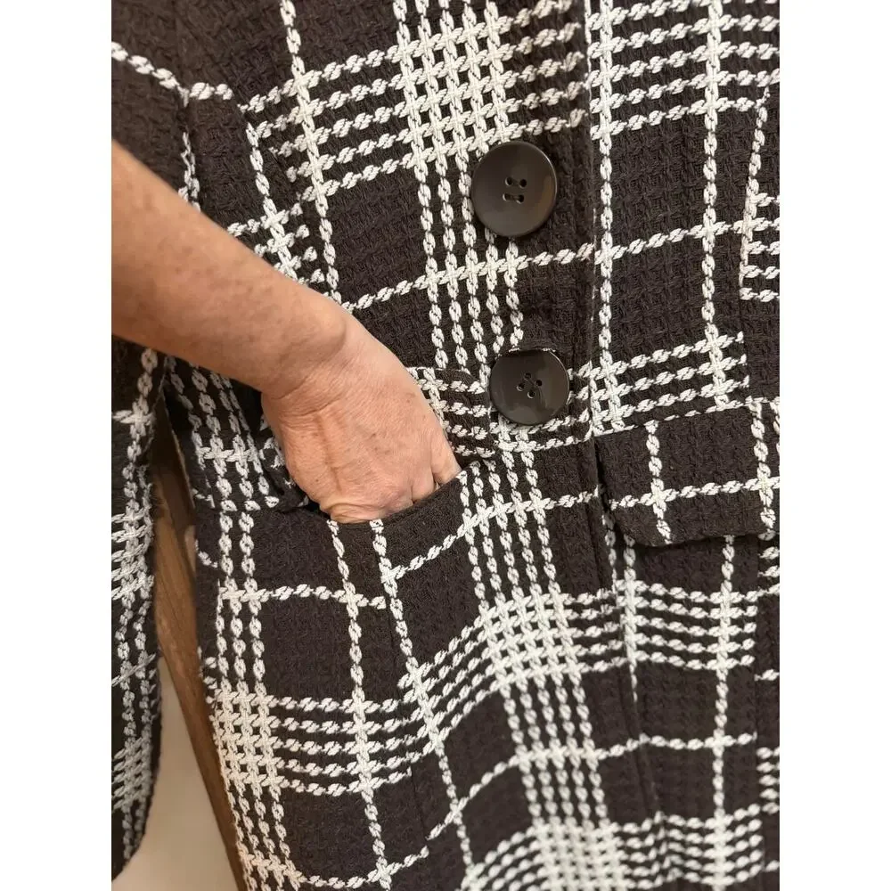 Last Kiss- Brown and Cream Plaid Coat- Medium - Picture 2 of 4